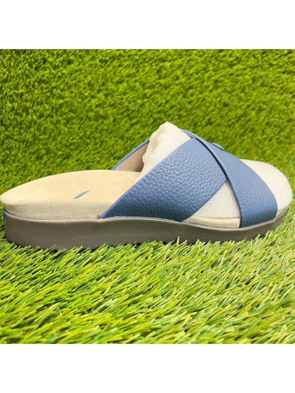 Kuru Breeze Womens Size 8 Blue Ivory Beach Walking Outdoor Slip On Slide Sandals